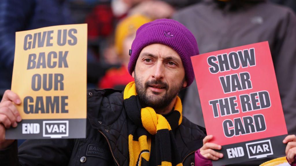 Premier League Clubs Vote to Keep VAR